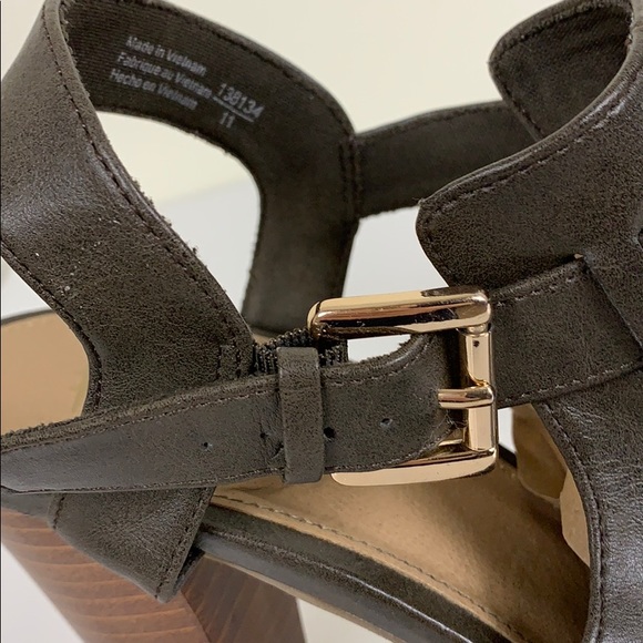 Fioni women’s brown chunk heels size 10 - Picture 4 of 6